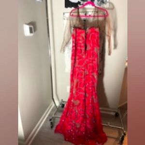 2ND WEDDING DRESS  LOOK OR PROM